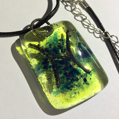 Glass necklace - Pisces